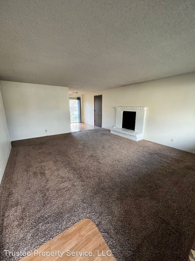 Building Photo - 2 br, 1 bath House - 4803 Elderberry Loop