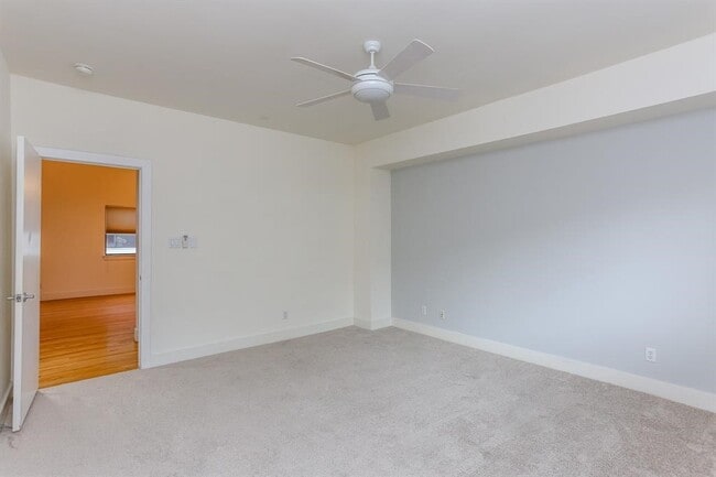 Building Photo - 4406 Koehler St