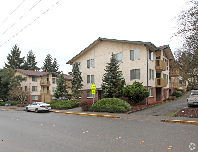 Primary Photo - Quiet Family-Friendly Living In Downtown R...