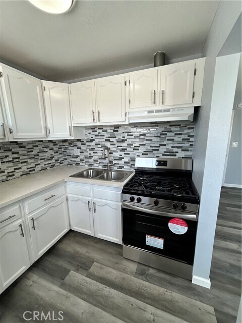 Building Photo - 6517 Avalon Blvd