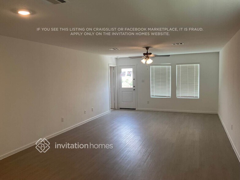 Building Photo - 9612 Verite St