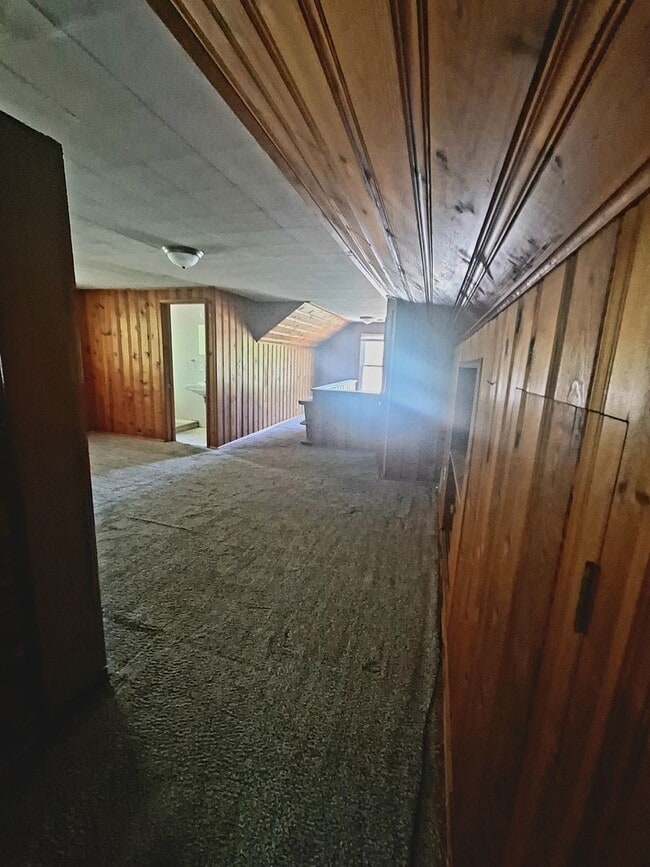 Building Photo - Come see your next home!!  3 bed, 2 bath i...
