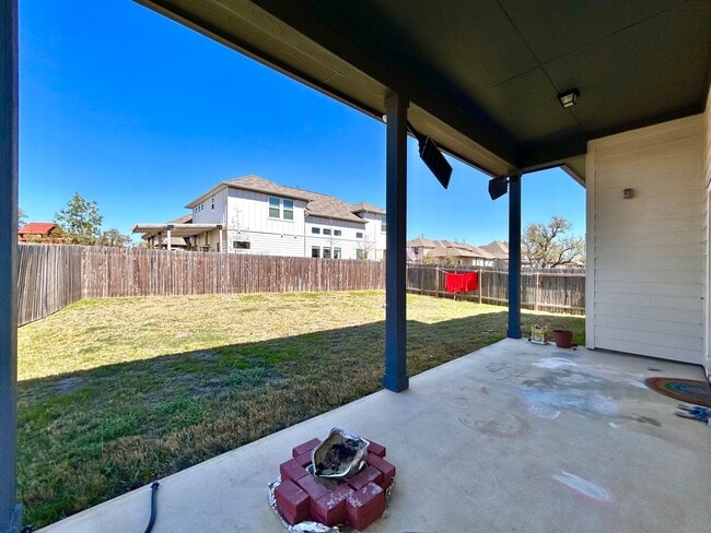 Building Photo - 445 Arrowhead Vine St