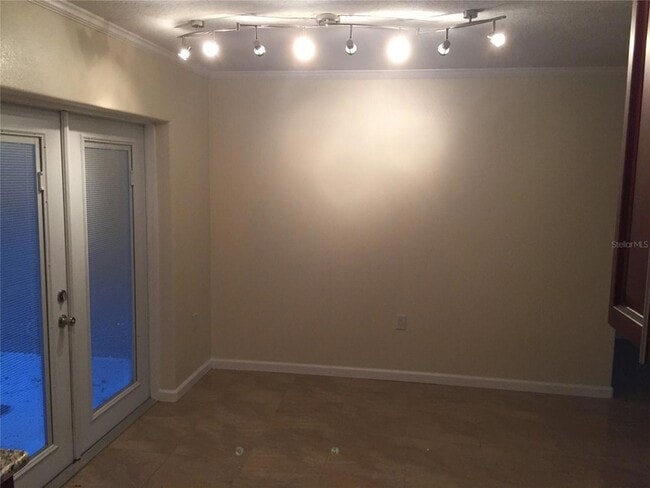 Building Photo - 715 Baywood Cir