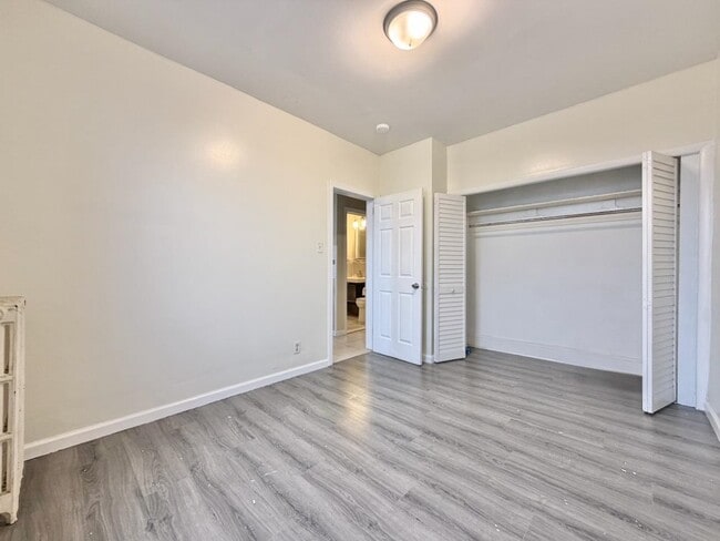 Building Photo - 617 Grand Ave