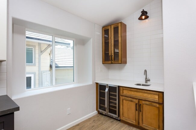 Building Photo - Modern Home in West Village of Singing Hills
