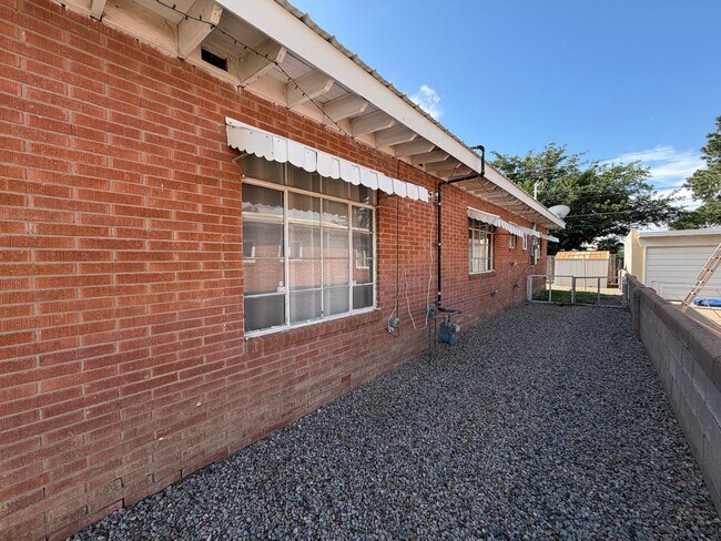 Building Photo - 4712 Palo Duro Ave NE