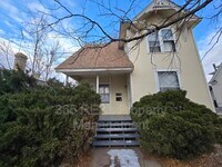 Building Photo - 1820 8th Ave
