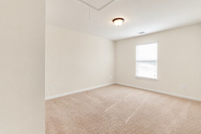 Building Photo - 7245 Rocking Horse Ln