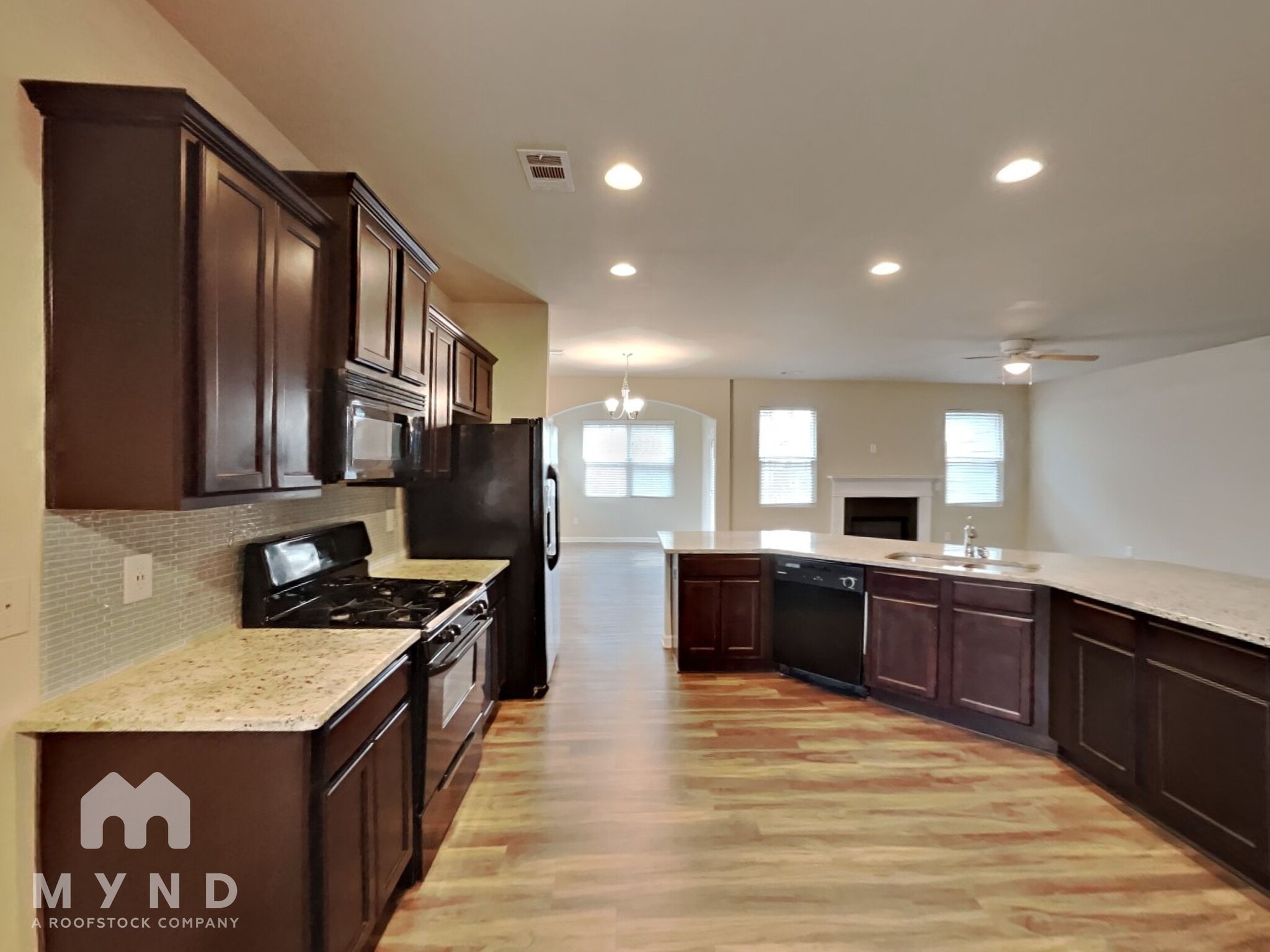 Building Photo - 116 Laurelcrest Ln