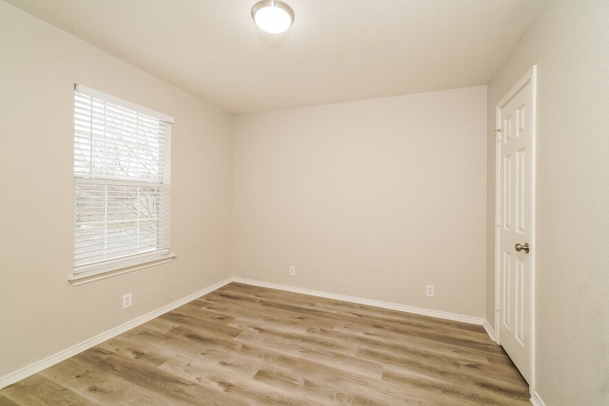 Building Photo - 284 Cordero Dr
