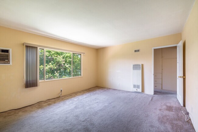 Building Photo - 227 W Alameda Ave