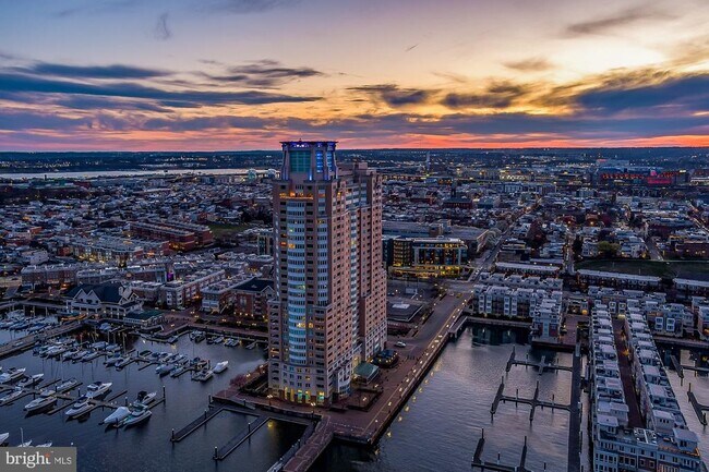 Building Photo - 100 Harborview Dr