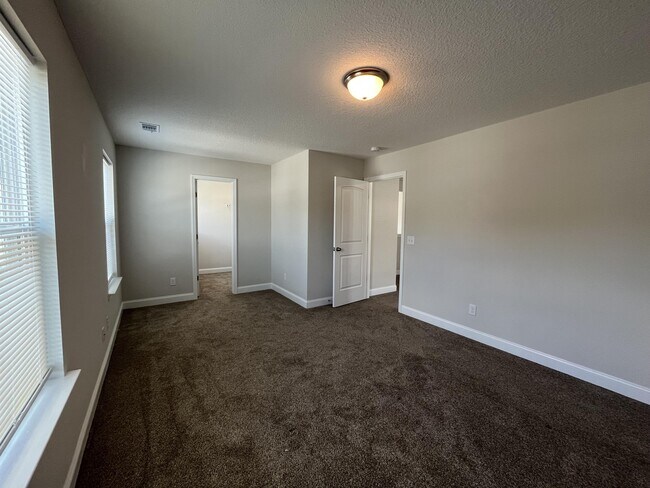Building Photo - 200 Gambrel Rd