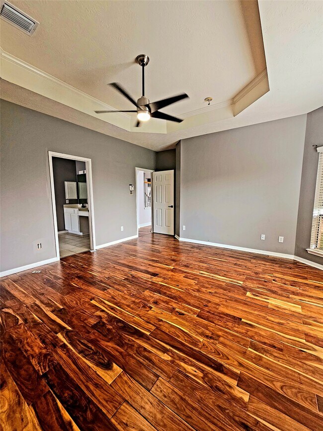 Building Photo - 3629 Pine Valley Dr