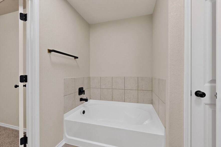 Building Photo - 735 Pelican Pt