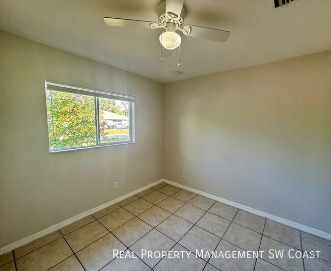 Building Photo - 2801 Hightower Ave S