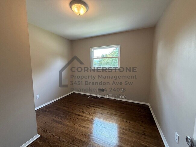 Building Photo - 4321 Camille Ave NW