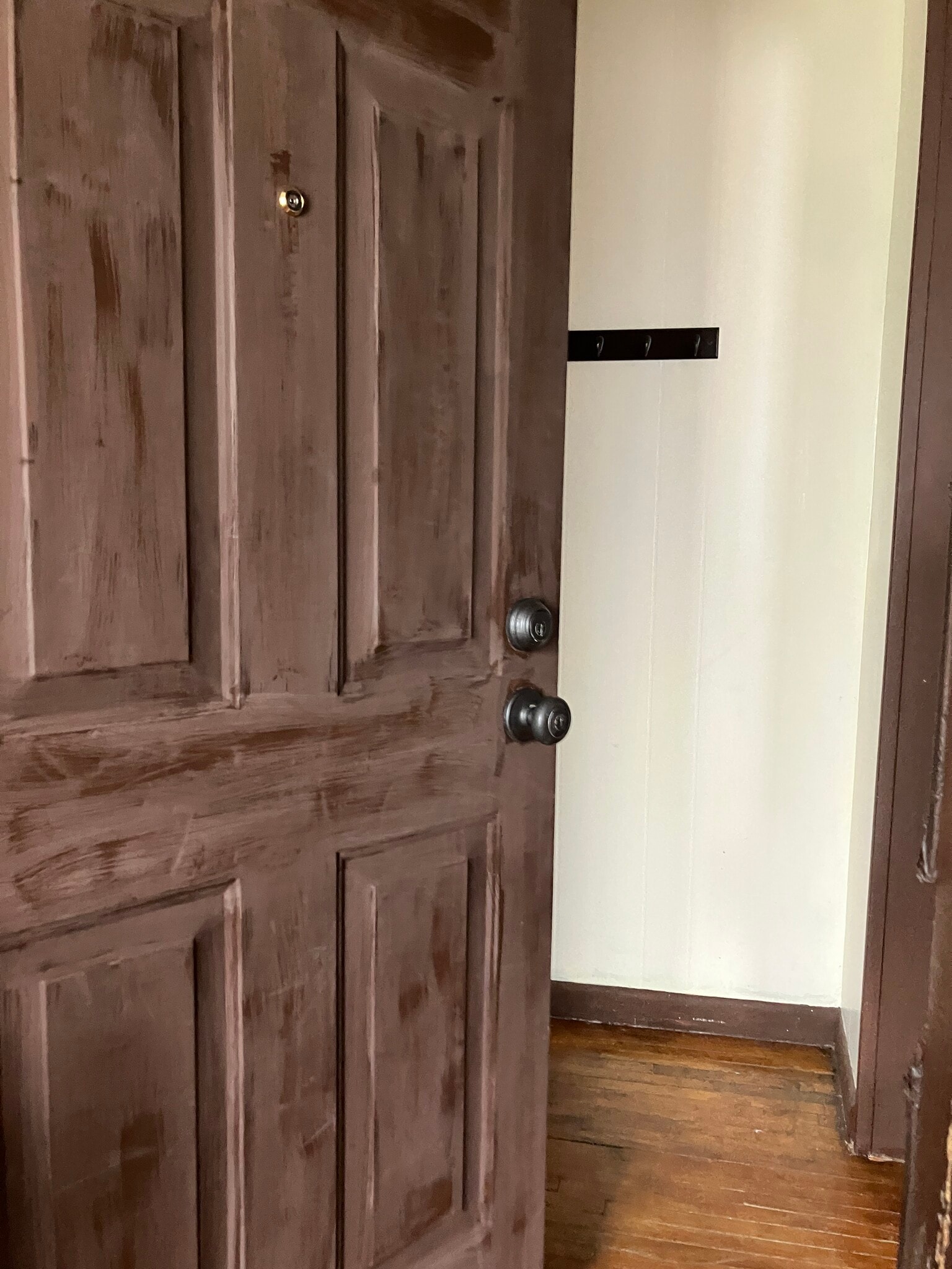 Building Photo - 517 11th Ave W