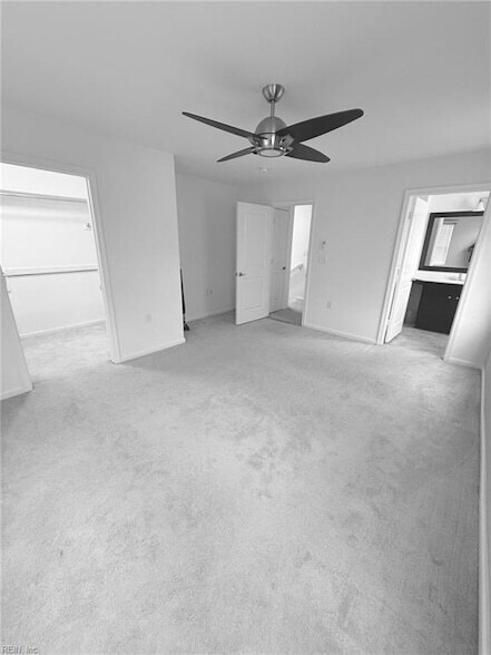 Building Photo - 2816 Belden Ave