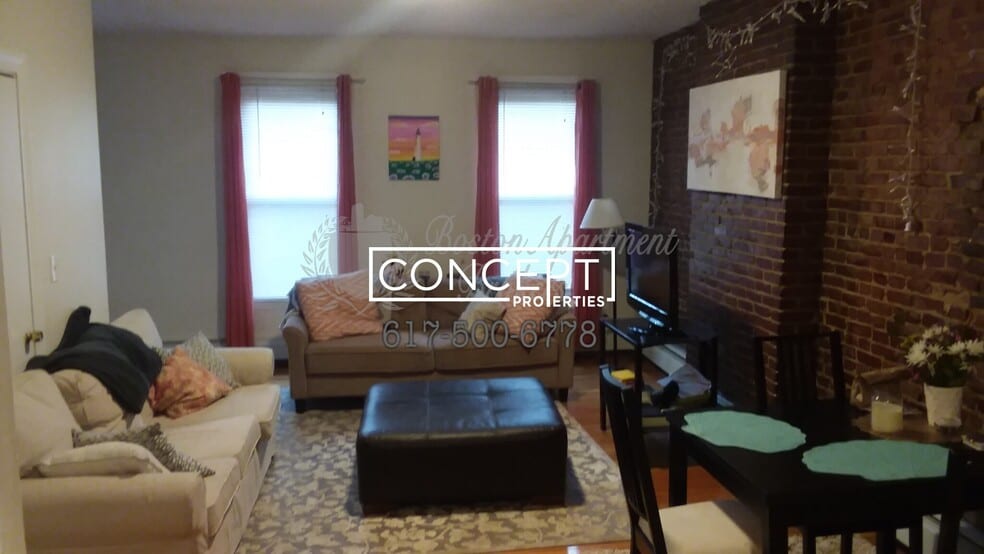 Building Photo - 38 Bradford St