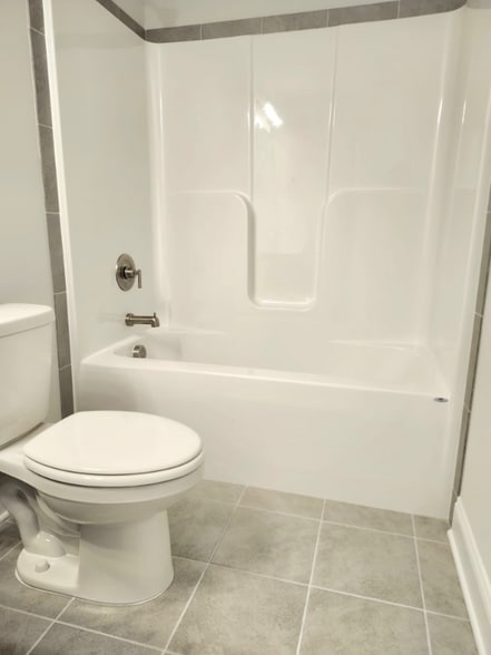 Building Photo - 805 Gemini Ct