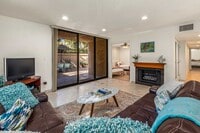 Building Photo - VACATION RENTAL - La Jolla Residence Just Blocks from the Ocean!