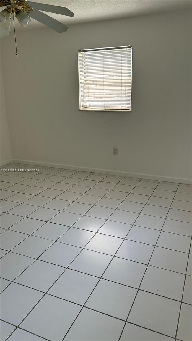 Building Photo - 9962 SW 88th St