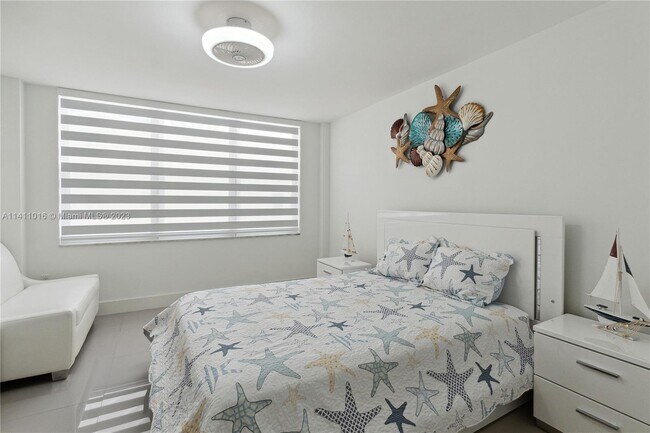 Building Photo - 2751 S Ocean Dr