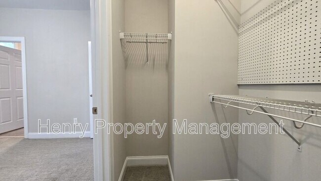Building Photo - 1531 Yarborough Park Dr