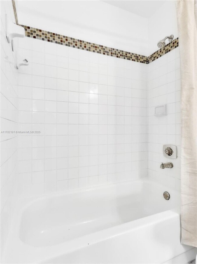 Building Photo - 4550 SW 68th Ct Cir