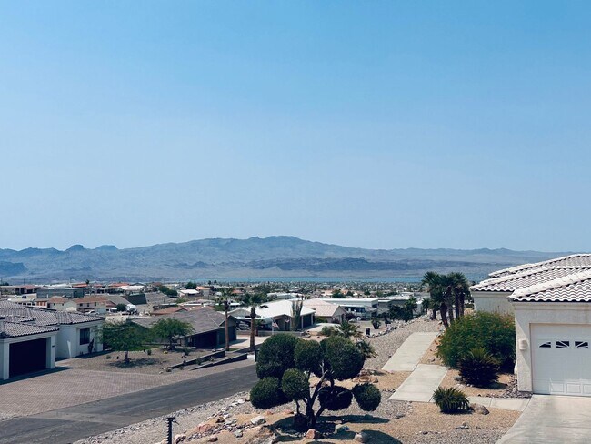 Building Photo - Long Term Rental