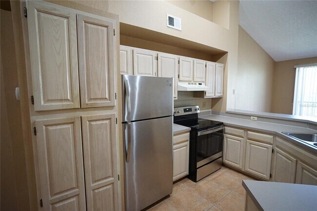 Building Photo - 1060 Normandy Trace Rd