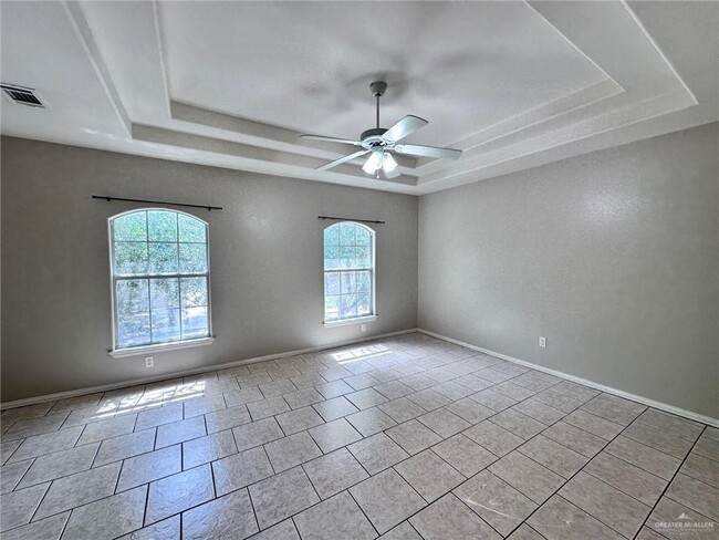 Building Photo - 1613 Phoenix St