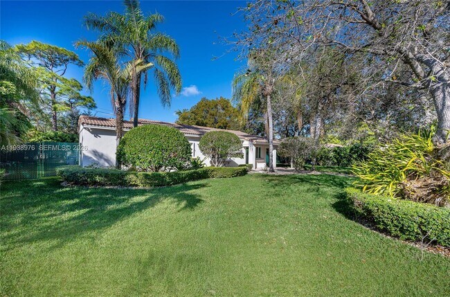 Building Photo - 5626 SW 69th Ave