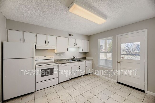 Building Photo - 9330 E Girard Ave