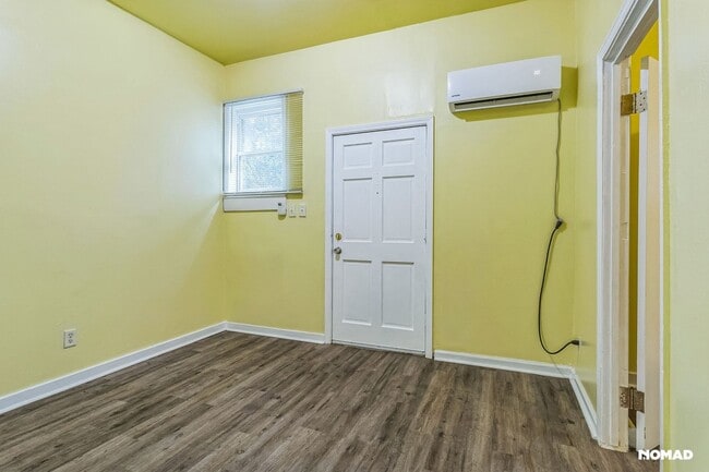 Building Photo - Charming 1BR Duplex in Fort Valley