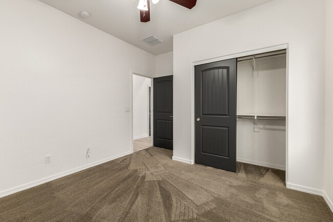 Building Photo - 2972 E Shannon St