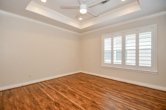 Building Photo - 7626 E Jordan Cove