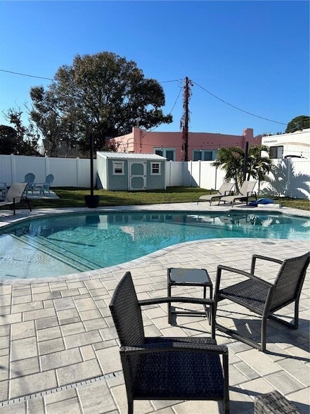 Building Photo - 304 53rd St W