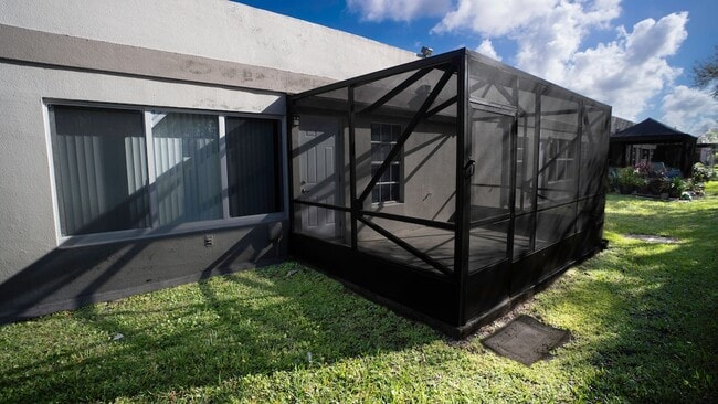 Building Photo - 9110 Fairbanks Ln