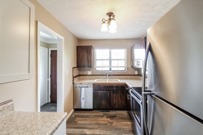 Building Photo - 2510 Hidden Cove Ct