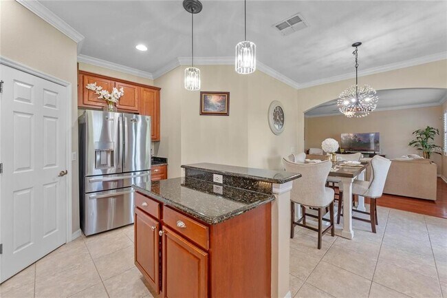 Building Photo - 708 Legacy Park Dr