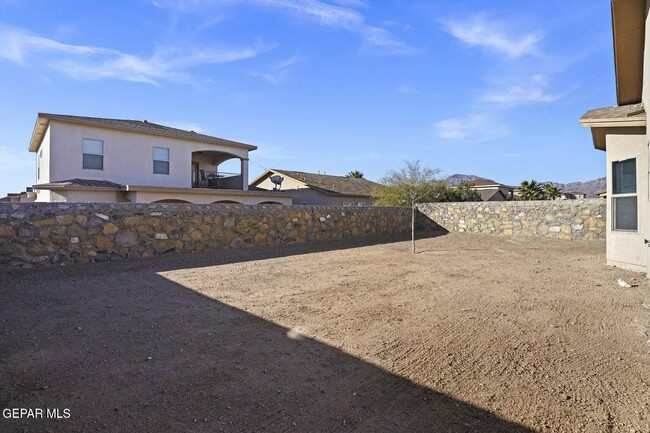 Building Photo - 5814 Redstone Rim Dr