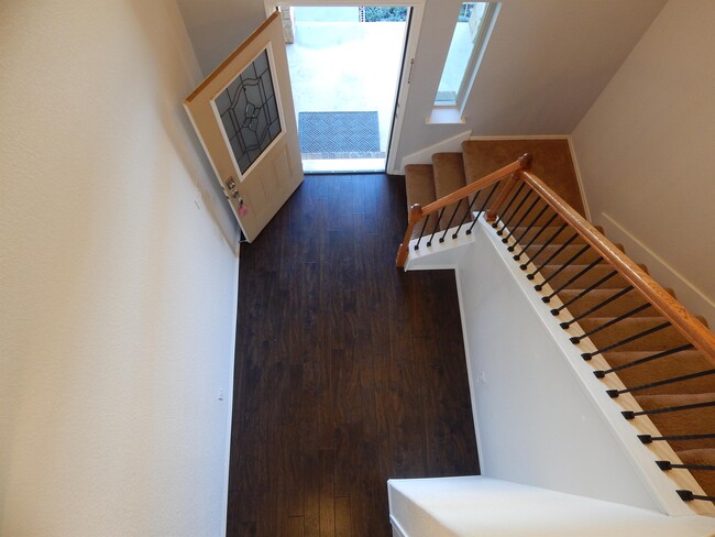 Building Photo - 1310 Stonewall Ridge