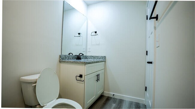 Building Photo - Brand-New Luxury 3BR Townhomes – First Mon...