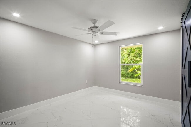 Building Photo - 5443 Sago Ave
