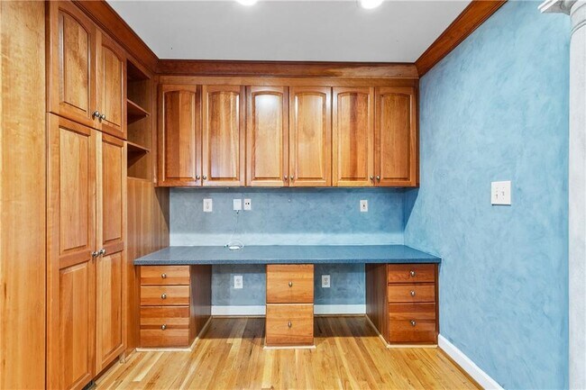 Building Photo - 755 Nile Dr