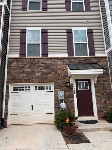 Building Photo - 46344 Mount Kellogg Ter