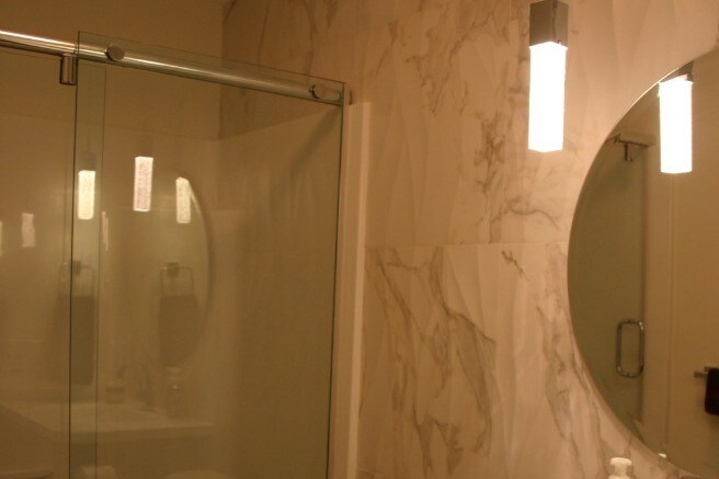 Building Photo - 2036 Celadon Dr NE